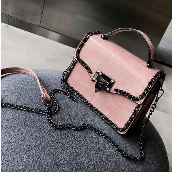 Handbags - Handbag chain lock blush pink womens shoulder purse